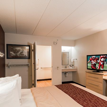 Red Roof Inn Элкхарт Экстерьер фото