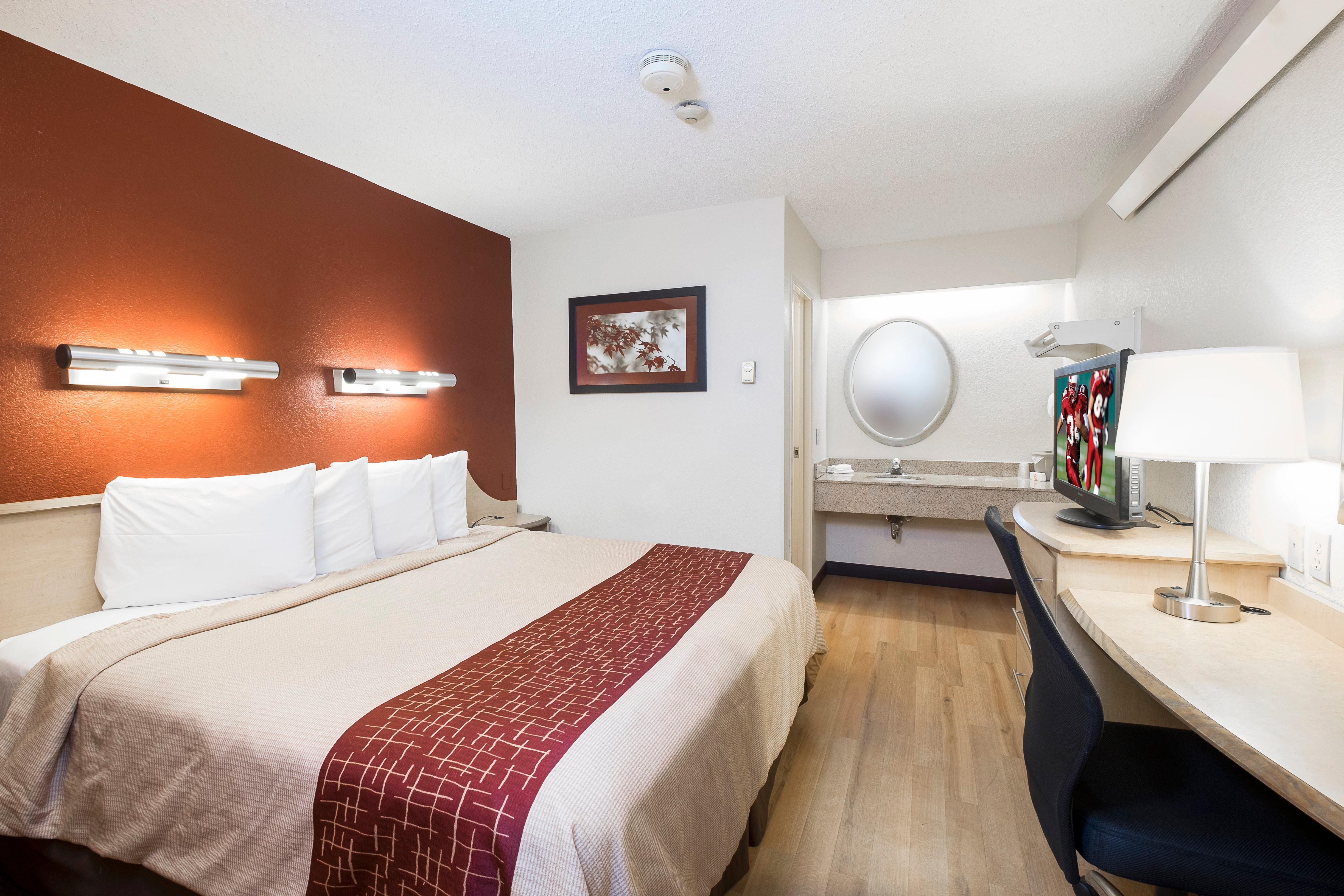 Red Roof Inn Элкхарт Экстерьер фото
