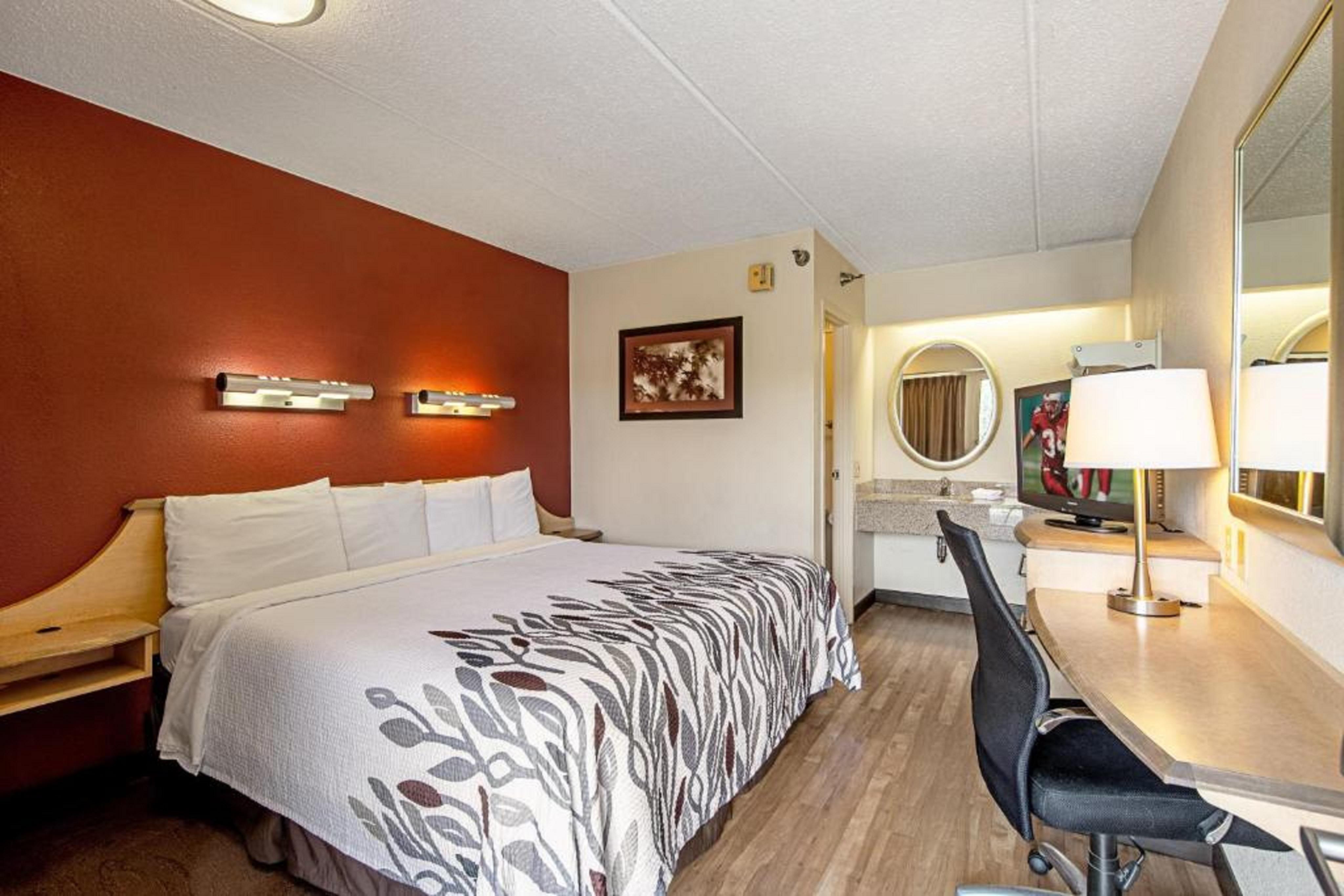Red Roof Inn Элкхарт Экстерьер фото