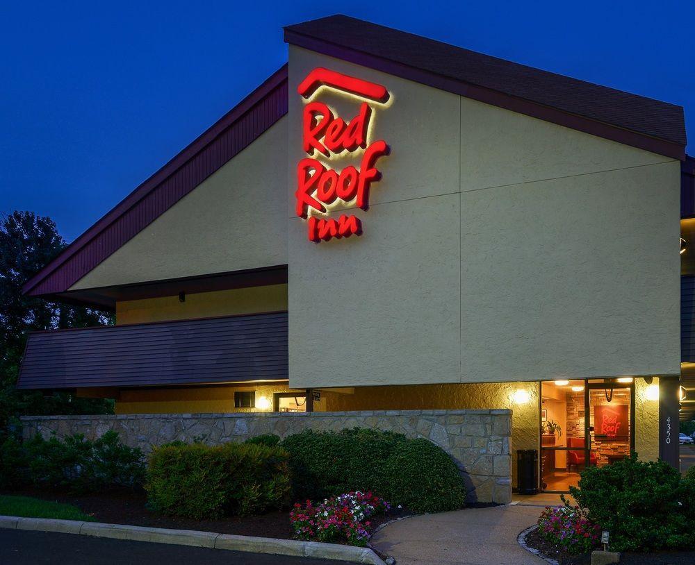 Red Roof Inn Элкхарт Экстерьер фото