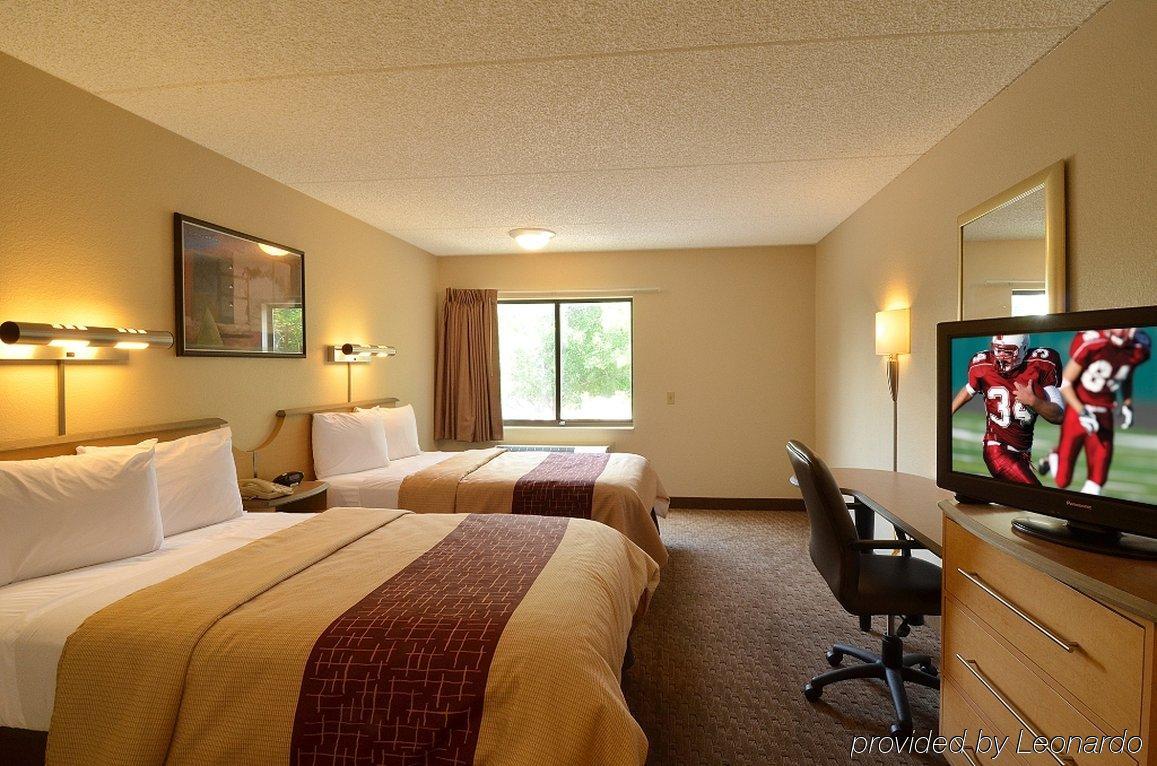 Red Roof Inn Элкхарт Экстерьер фото